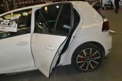 Veículo de Sucata volkswagen golf vi 2.0 16v tsi do ano 2013 alimentado cczb