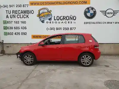 Veículo de Sucata VOLKSWAGEN GOLF VI VARIANT (AJ5) 1.6 TDI DPF do ano 2010 alimentado CAYC