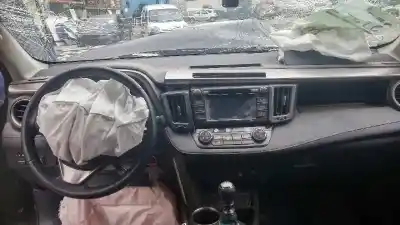 Scrapping Vehicle toyota rav 4 iii (_a3_) 2.2 d (ala35_) of the year 2015 powered 2ad