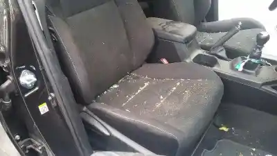 Scrapping Vehicle toyota rav 4 iii (_a3_) 2.2 d (ala35_) of the year 2015 powered 2ad