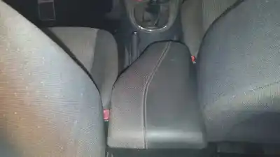 Veicolo di demolizione seat leon (1p1) 1.9 tdi dell'anno 2007 alimentato bxe