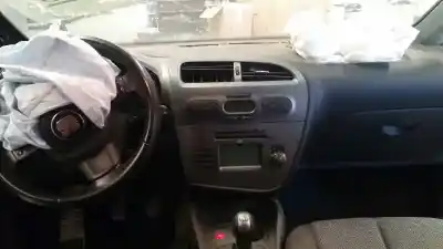 Veicolo di demolizione seat leon (1p1) 1.9 tdi dell'anno 2007 alimentato bxe