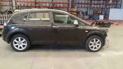 Veicolo di demolizione seat leon (1p1) 1.9 tdi dell'anno 2007 alimentato bxe