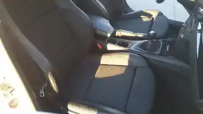 Veículo de Sucata bmw serie 1 berlina (e81/e87) 116d do ano 2007 alimentado n47d20c