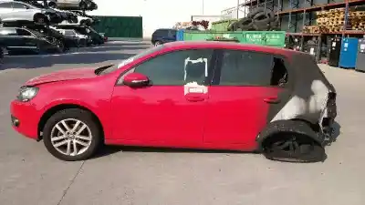 Здавання транспортного засобу VOLKSWAGEN GOLF VI VARIANT (AJ5) 1.6 TDI DPF року 2009 потужний CAYC