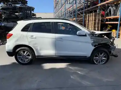Здавання транспортного засобу mitsubishi asx 1.8 did року 2011 потужний 4n13