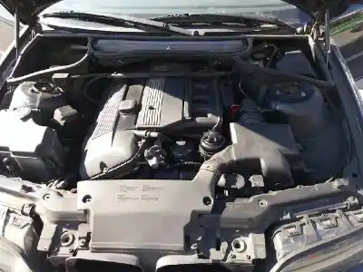 Sloopvoertuig bmw 3 coupé (e46) 328 ci van het jaar 1999 aangedreven 286s2