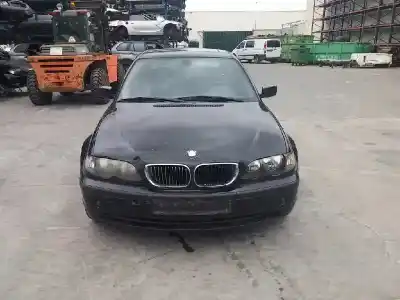 Veicolo di demolizione bmw serie 3 berlina (e46) 320d dell'anno 2003 alimentato 204d4