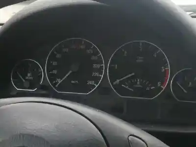 Scrapping Vehicle bmw 3 (e46) 320 d of the year 2003 powered 204d4