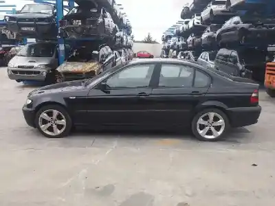 Veicolo di demolizione BMW SERIE 3 BERLINA (E46) 320d dell'anno 2003 alimentato 204D4