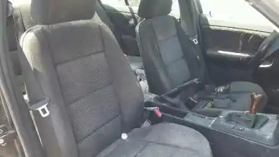 Veículo de Sucata bmw serie 3 berlina (e36) 1.8 16v cat do ano 1998 alimentado 194s1 g