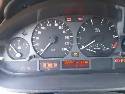 Veículo de Sucata bmw 3 compact (e46) 316 ti do ano 2003 alimentado n46b18a