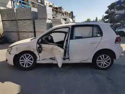 Scrapping Vehicle volkswagen golf vi variant (aj5) 1.6 tdi dpf of the year 2010 powered cayc