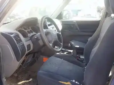 Здавання транспортного засобу mitsubishi montero (v60/v70) 3.2 di-d avance року 2001 потужний 4m41