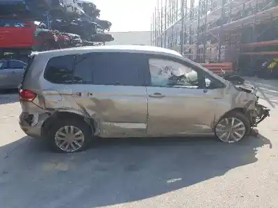 Sloopvoertuig volkswagen touran (5t1) 1.6 tdi van het jaar 2016 aangedreven dgda