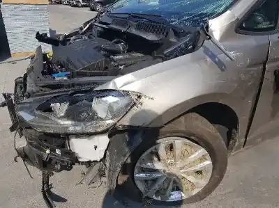 Sloopvoertuig volkswagen touran (5t1) 1.6 tdi van het jaar 2016 aangedreven dgda