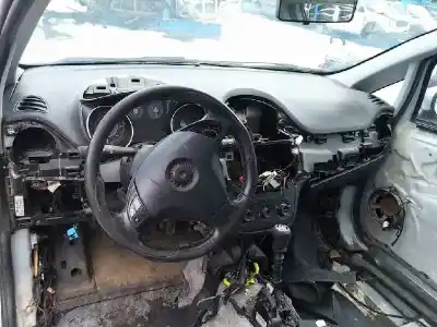 Veículo de Sucata fiat punto (evo) (199) 1.3 16v jtd cat do ano 2009 alimentado 199a3000