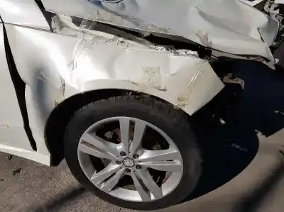 Здавання транспортного засобу mercedes-benz clase r (w251, v251) r 350 cdi 4-matic (251.023, 251.123) року 2011 потужний 642872