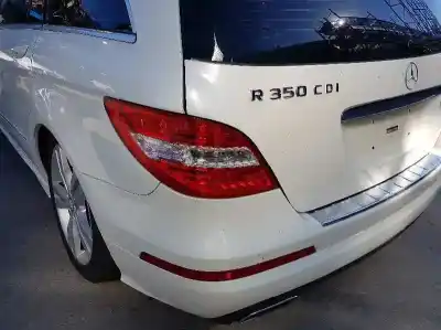 Здавання транспортного засобу mercedes-benz clase r (w251, v251) r 350 cdi 4-matic (251.023, 251.123) року 2011 потужний 642872
