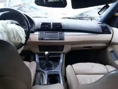 Veículo de Sucata bmw x5 (e53) 3.0 d do ano 2005 alimentado 306d2