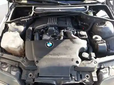 Veículo de Sucata bmw 3 (e46) 320 d do ano 2001 alimentado 204d1