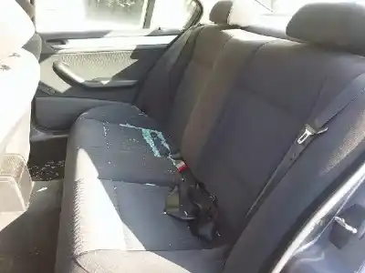 Veículo de Sucata bmw 3 (e46) 320 d do ano 2001 alimentado 204d1