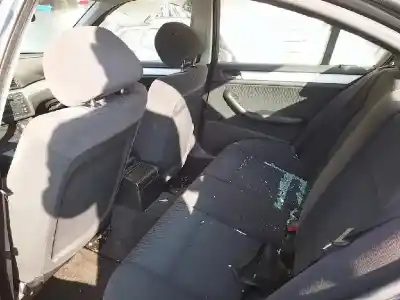 Veículo de Sucata bmw 3 (e46) 320 d do ano 2001 alimentado 204d1