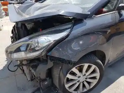 Sloopvoertuig kia carens ( ) 1.7 crdi cat van het jaar 2016 aangedreven d4fd