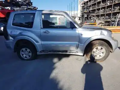 Здавання транспортного засобу mitsubishi montero (v60/v70) 3.2 di-d all-four року 2003 потужний 4m41