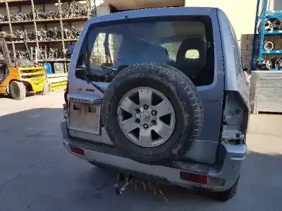 Здавання транспортного засобу mitsubishi montero (v60/v70) 3.2 di-d all-four року 2003 потужний 4m41