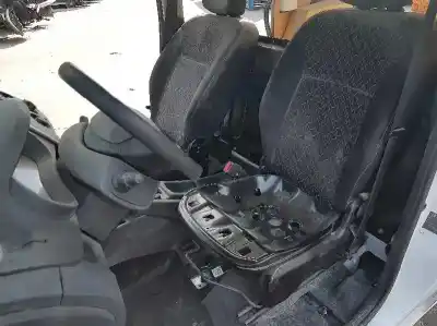 Veículo de Sucata renault kangoo (kc0/1_) 1.5 dci do ano 2011 alimentado k9k608