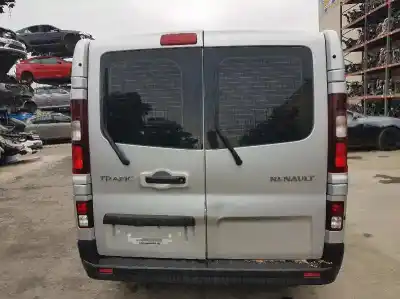 Veículo de Sucata renault trafic combi combi 9 l1h1 2.8t (8/9 plazas) do ano 2015 alimentado r9m450