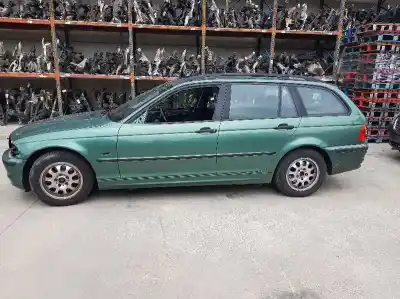 Veículo de Sucata bmw 3 touring (e46) 320 d do ano 2001 alimentado 204d1