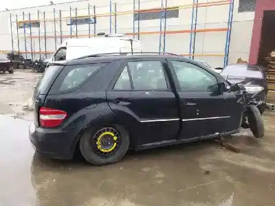 Здавання транспортного засобу clase c                                            clase m                                                                                                                                                                                                                                                    3.0 cdi року 2007 потужний 642940