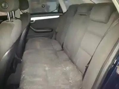 Sloopvoertuig audi a4 berlina 2.0 tdi van het jaar 2005 aangedreven blb