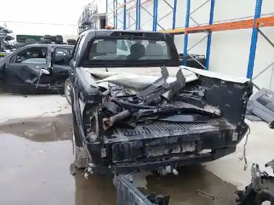 Здавання транспортного засобу isuzu dmax 2999 cc року 2006 потужний 4jh1tc