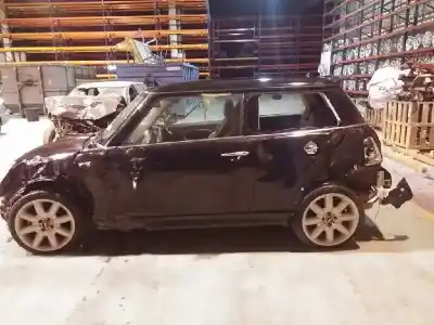 Scrapping Vehicle MINI MINI (R50, R53) COOPER S of the year 2003 powered W11B16A