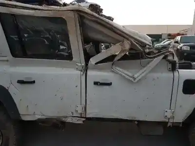 Scrapping Vehicle land rover defender (ld) 2.5 td5 of the year 2006 powered d15p