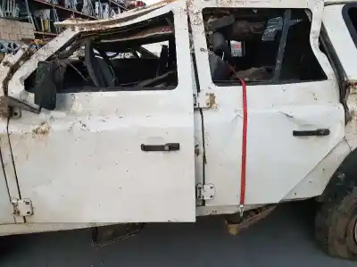 Scrapping Vehicle land rover defender (ld) 2.5 td5 of the year 2006 powered d15p