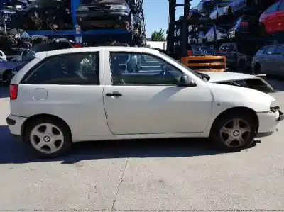 Veículo de Sucata seat ibiza (6k1) 1.4 16v do ano 1999 alimentado aua