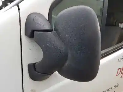 Veículo de Sucata renault trafic combi (ab 4.01) 1.9 diesel do ano 2005 alimentado f9q760