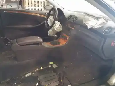 Здавання транспортного засобу mercedes-benz clk (c209) clk 200 kompressor (209.342) року 2004 потужний m271940