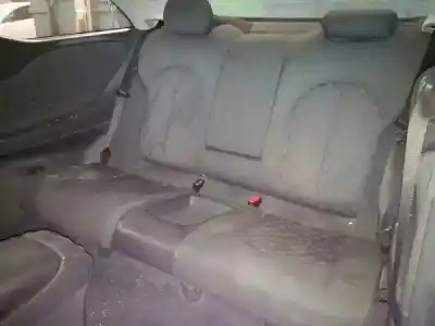 Здавання транспортного засобу mercedes-benz clk (c209) clk 200 kompressor (209.342) року 2004 потужний m271940