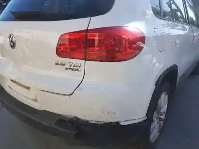Véhicule à la ferraille volkswagen                                         tiguan                                                                                                                                                                                                                                                     2.0 tdi                                                                                                                                                                                                                                                    de l'année 2011 alimenté cffb