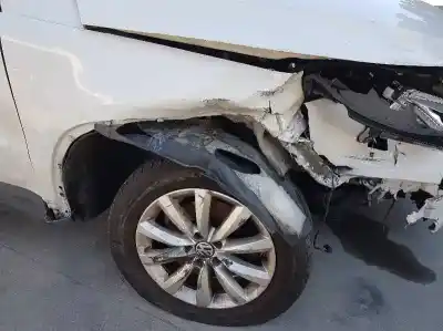 Véhicule à la ferraille volkswagen                                         tiguan                                                                                                                                                                                                                                                     2.0 tdi                                                                                                                                                                                                                                                    de l'année 2011 alimenté cffb