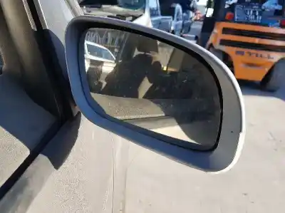 Veículo de Sucata volkswagen touran (1t1, 1t2) 2.0 tdi 16v do ano 2008 alimentado bkd