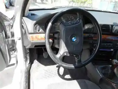 Veículo de Sucata bmw 5 (e39) 520 i do ano 1999 alimentado 206s3