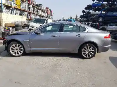 Verschrottungsfahrzeug JAGUAR XF I (X250) 2.2 D des Jahres 2012 angetrieben 224DT