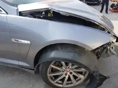 Vehicul casat jaguar xf i (x250) 2.2 d al anului 2012 alimentat 224dt