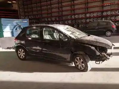 Hurda Aracı PEUGEOT 307 CC 2.0 16V HDi FAP Yılın 2003 güçlü RHY